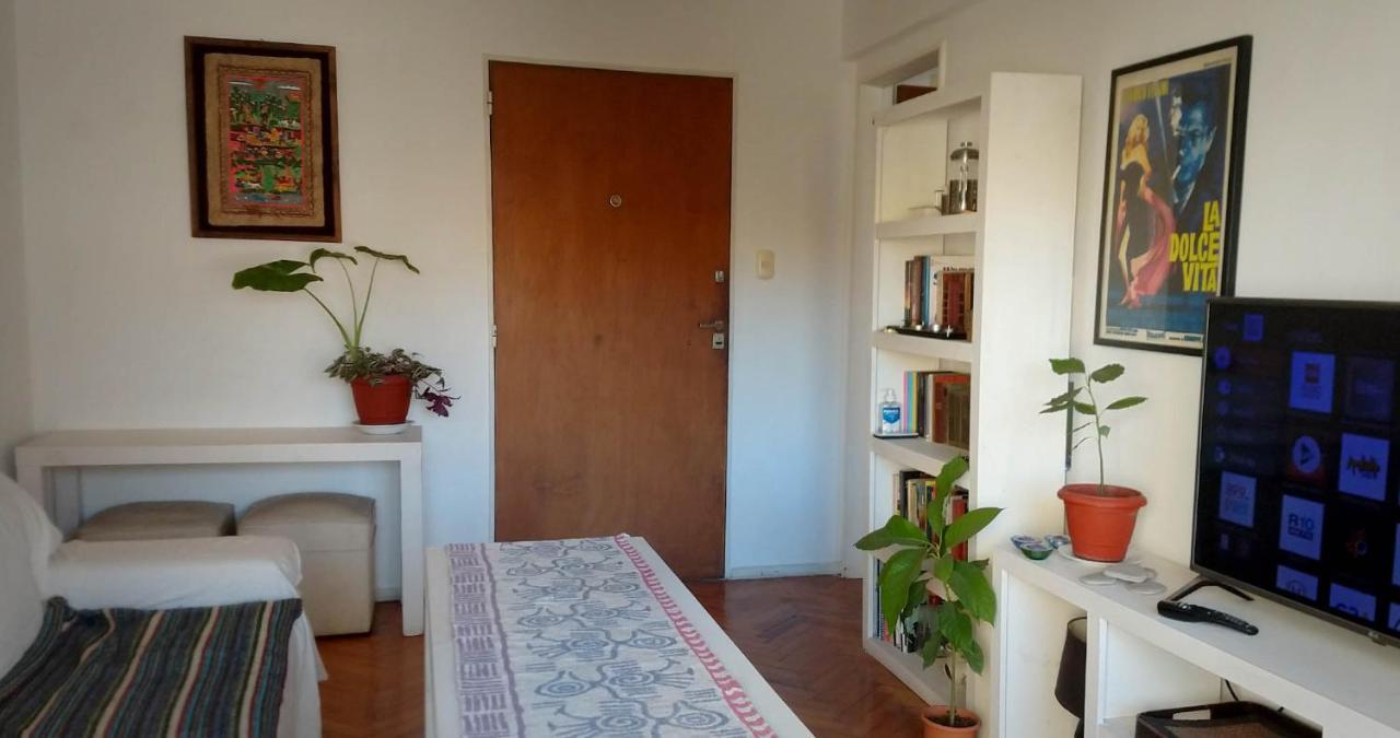Apartmán Depto 2 Ambientes Muy Luminoso Con Wifi Y Vista A La Plaza Buenos Aires Exteriér fotografie