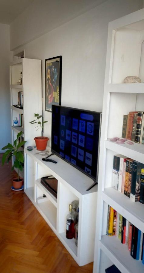 Apartmán Depto 2 Ambientes Muy Luminoso Con Wifi Y Vista A La Plaza Buenos Aires Exteriér fotografie