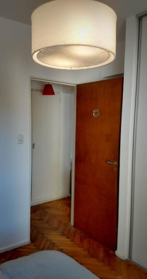 Apartmán Depto 2 Ambientes Muy Luminoso Con Wifi Y Vista A La Plaza Buenos Aires Exteriér fotografie