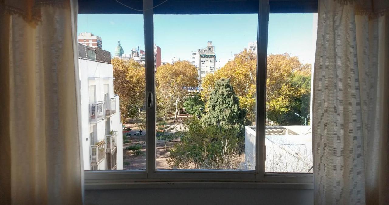 Apartmán Depto 2 Ambientes Muy Luminoso Con Wifi Y Vista A La Plaza Buenos Aires Exteriér fotografie