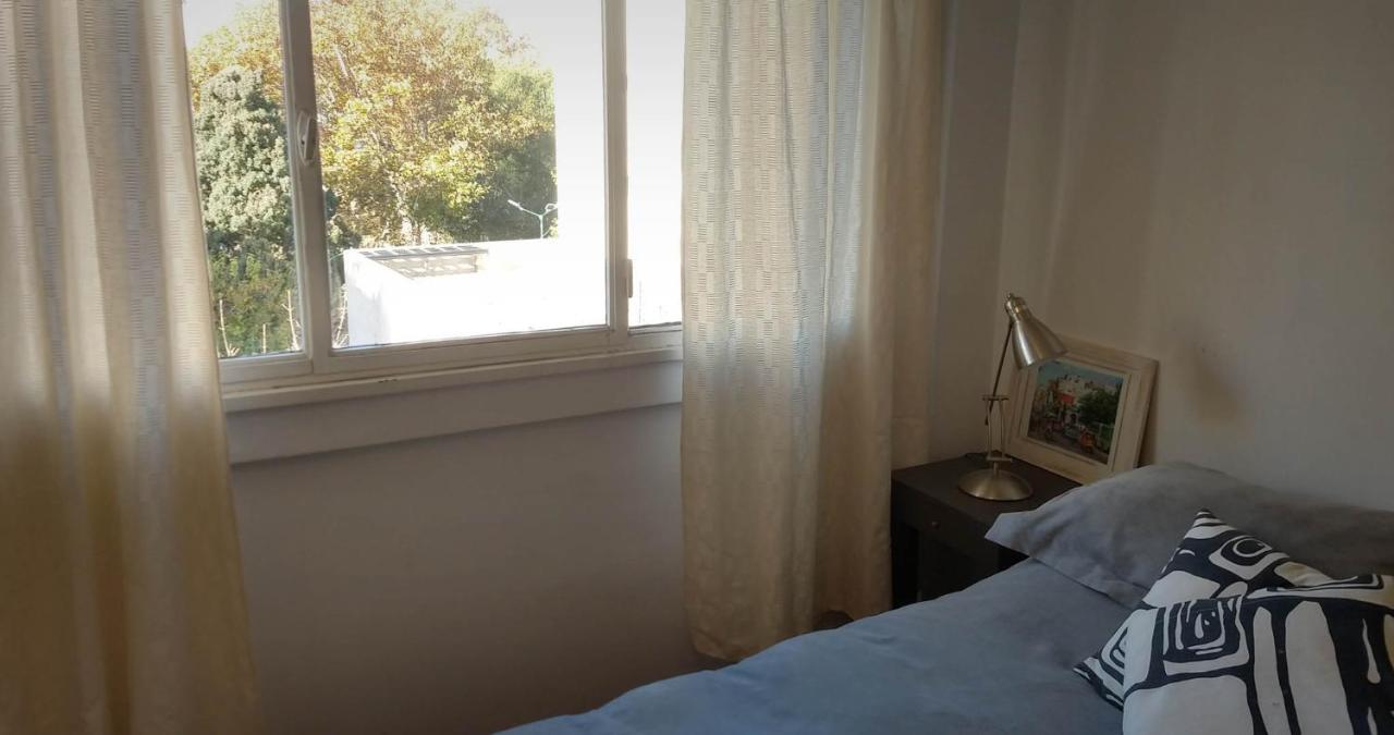 Apartmán Depto 2 Ambientes Muy Luminoso Con Wifi Y Vista A La Plaza Buenos Aires Exteriér fotografie